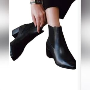 Fly London Leather Chelsea Ankle Boots size EU 40 US 9